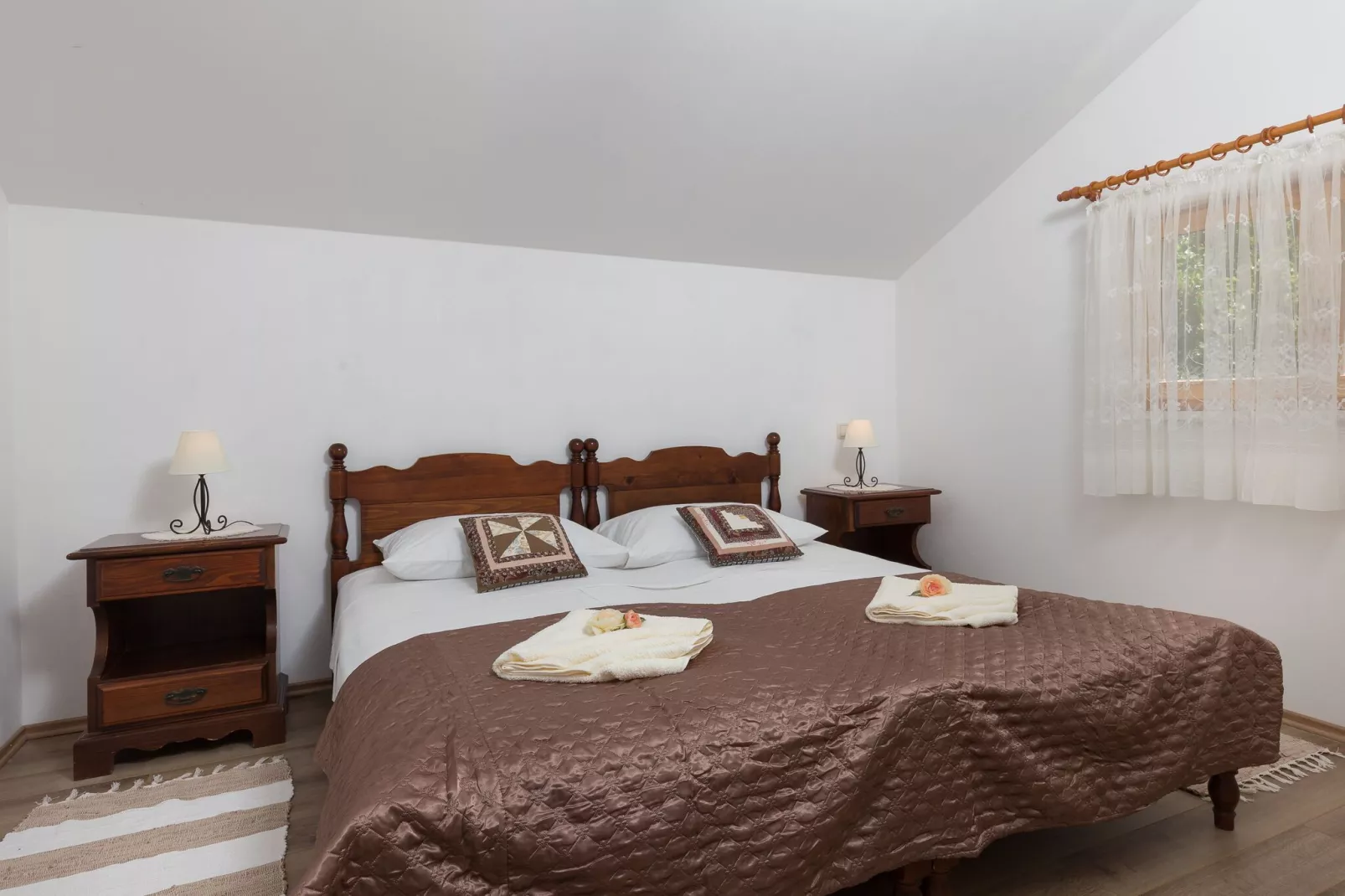 Apartment Kod Jadranke - Two Bedroom Apartment with Balcony and Sea View-Bedroom