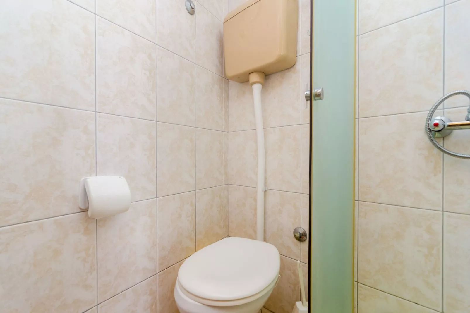 Apartments Rašica Molunat - Studio Apartment with Terrace and Sea View (Apartment 16)-Bathroom