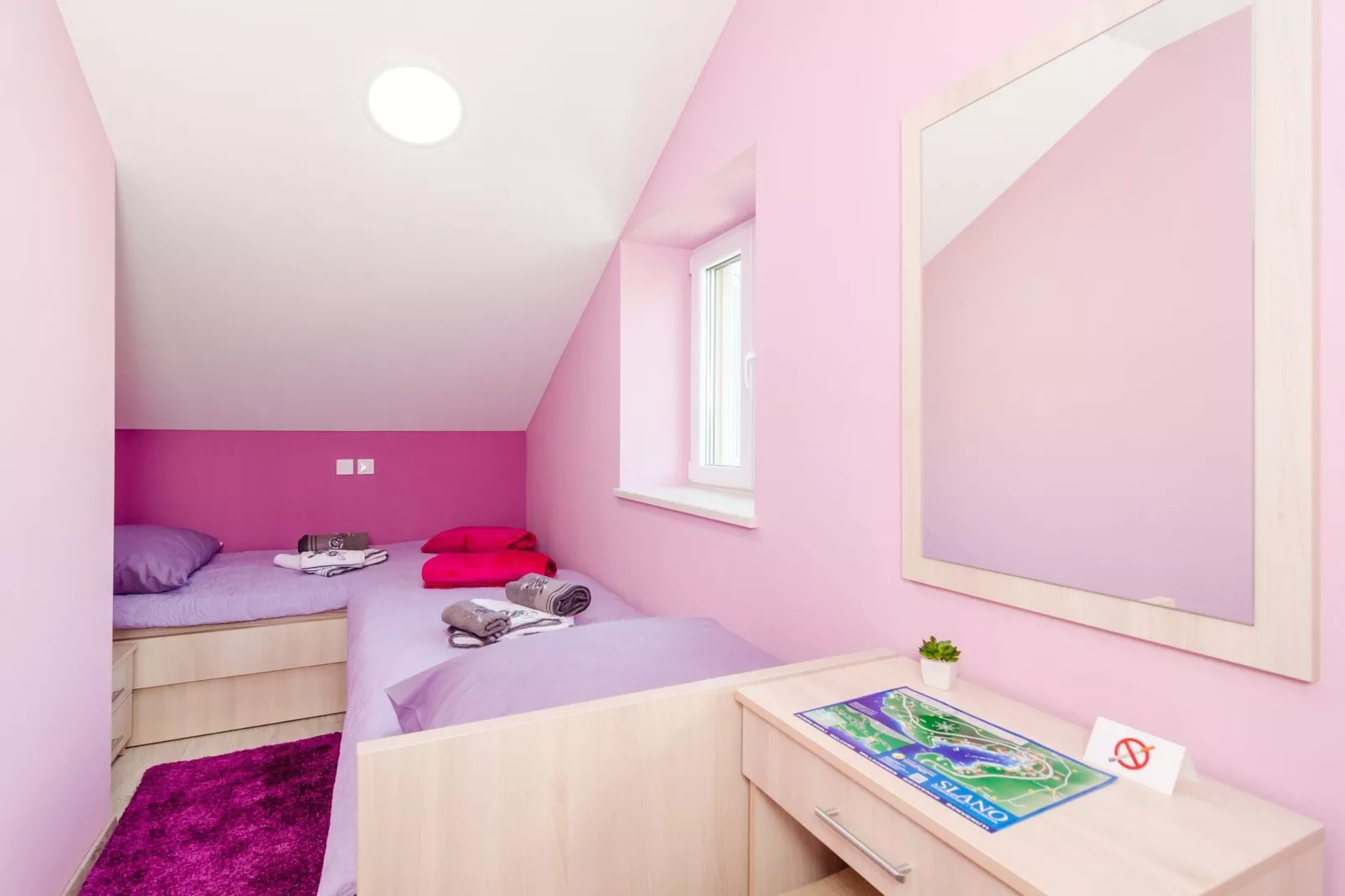 Apartments Donita - Comfort Two Bedroom Apartment with Balcony and Sea View-Bedroom