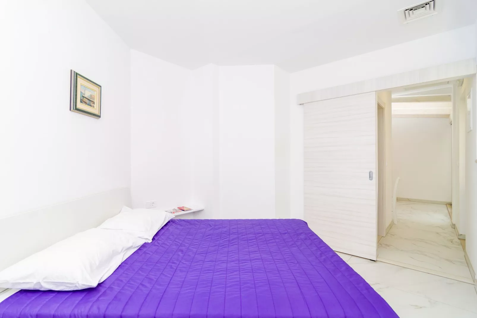 Apartment Riki - Studio Apartment with Balcony and City View A2-Living room