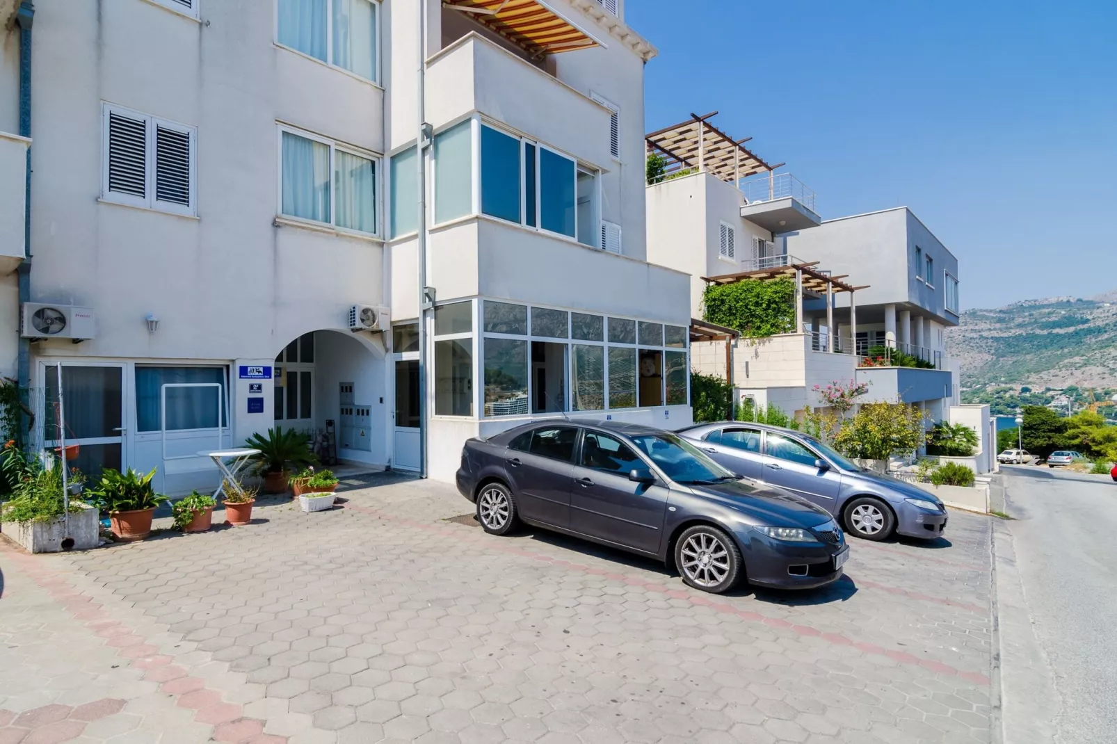 Apartment Riki - Studio Apartment with Balcony and City View A2-Outdoor