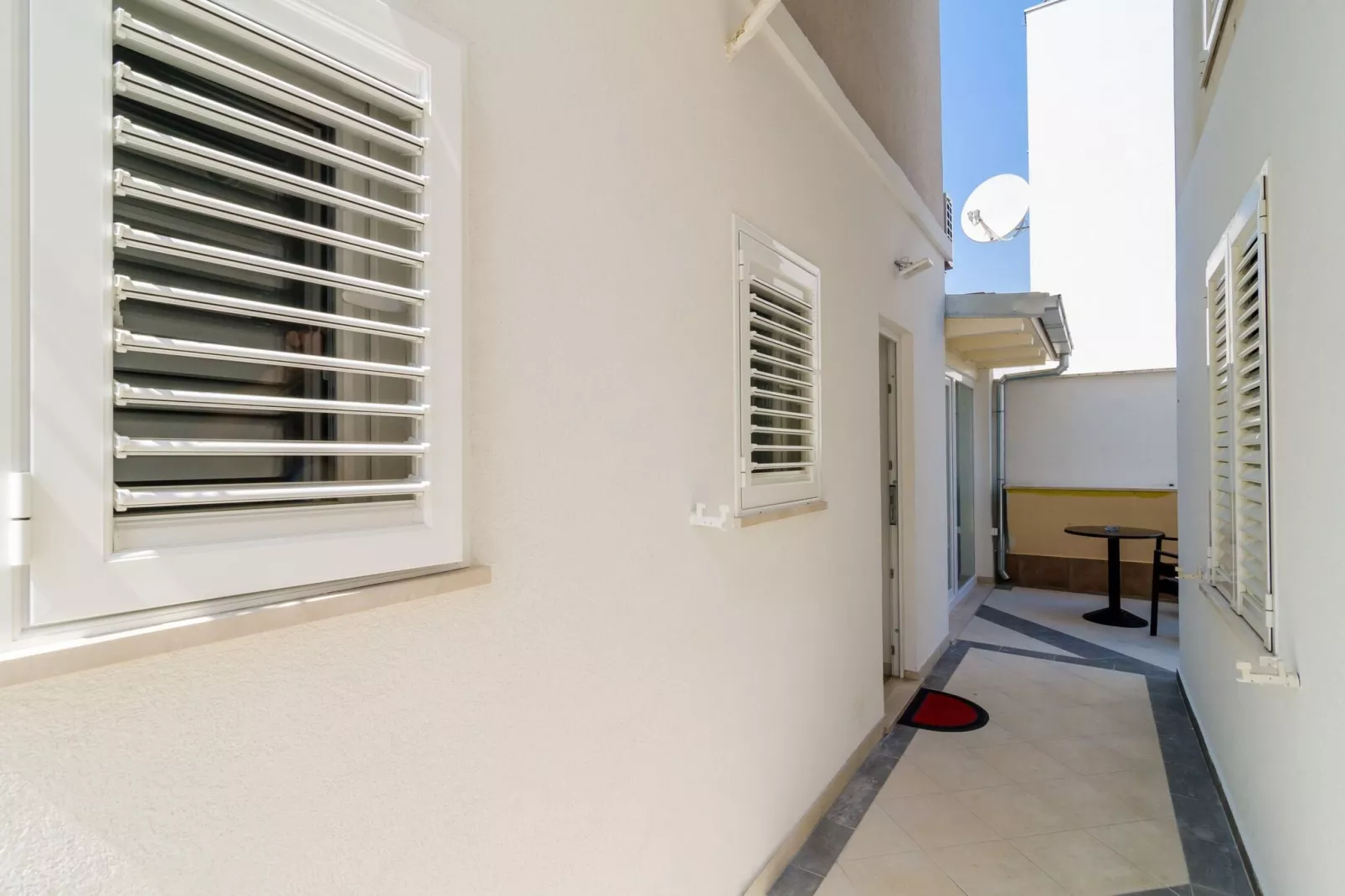 Apartment Riki - Studio Apartment with Balcony and City View A2-Outdoor