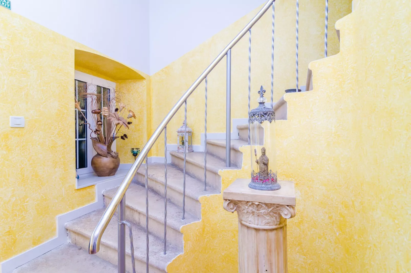 Stone House ''DiMaTo'' - Four Bedroom Holiday Home with Terrace-Innen