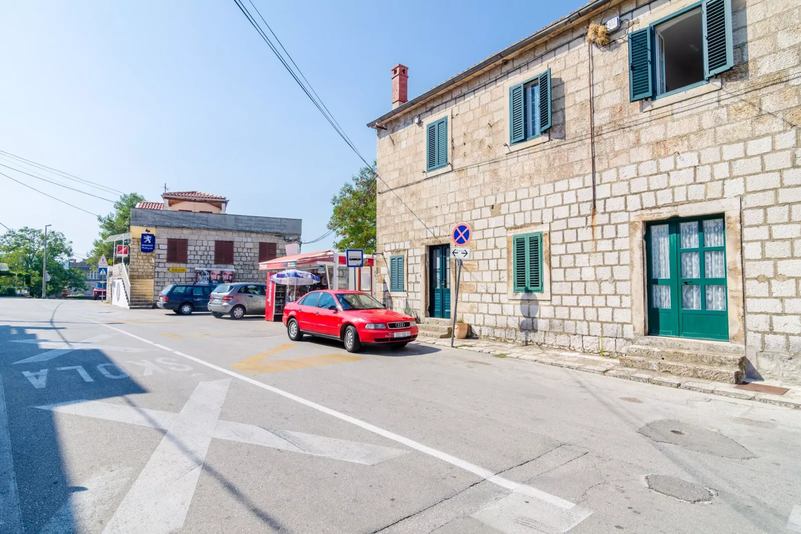 Stone House ''DiMaTo'' - Four Bedroom Holiday Home with Terrace-Außenbereich