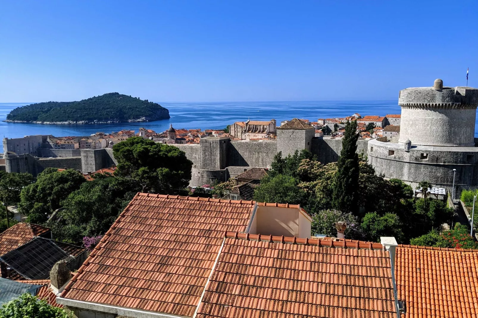 Apartment Magic - One Bedroom Apartment with Sea View-View