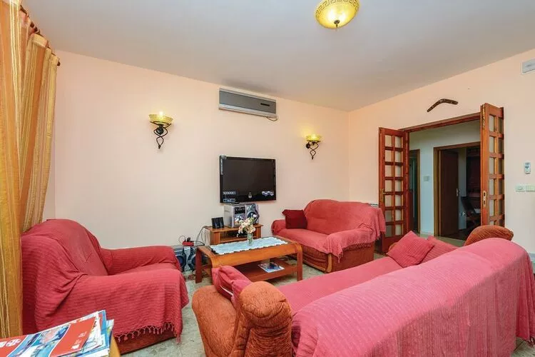 Villa Anka - Five-Bedroom Villa with Terrace and Swimming Pool-Salon