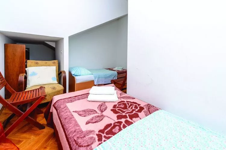 Villa Anka - Five-Bedroom Villa with Terrace and Swimming Pool-Chambre