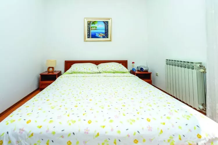 Villa Anka - Five-Bedroom Villa with Terrace and Swimming Pool-Chambre