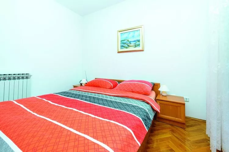 Villa Anka - Five-Bedroom Villa with Terrace and Swimming Pool-Chambre