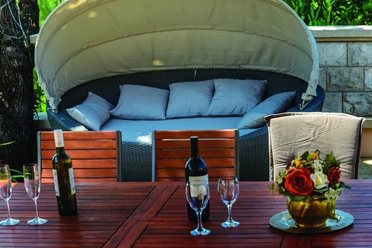 Villa Anka - Five-Bedroom Villa with Terrace and Swimming Pool-Terrasse