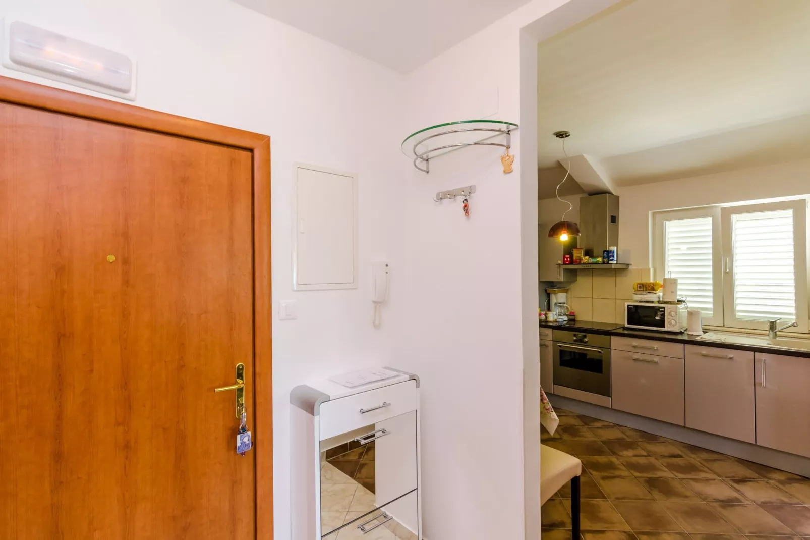 Ana Apartment - One Bedroom Apartment with Balcony-Kitchen