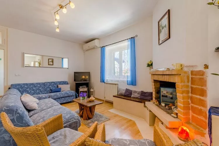 Apartment Blue Oasis - Three Bedroom Apartment (ST)-Salon