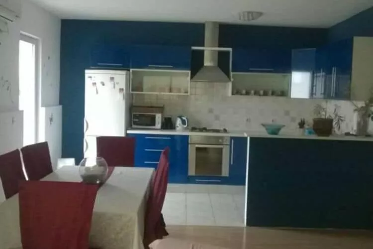 Apartment Roksy - Two-Bedroom Apartment with Terrace and Sea View (ST)-Dining room