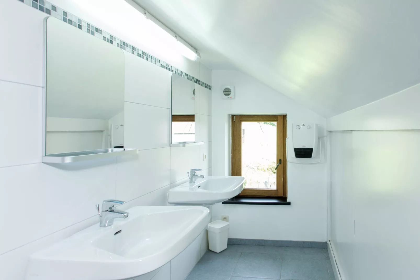 La Fosse Coin Tranquille-Bathroom