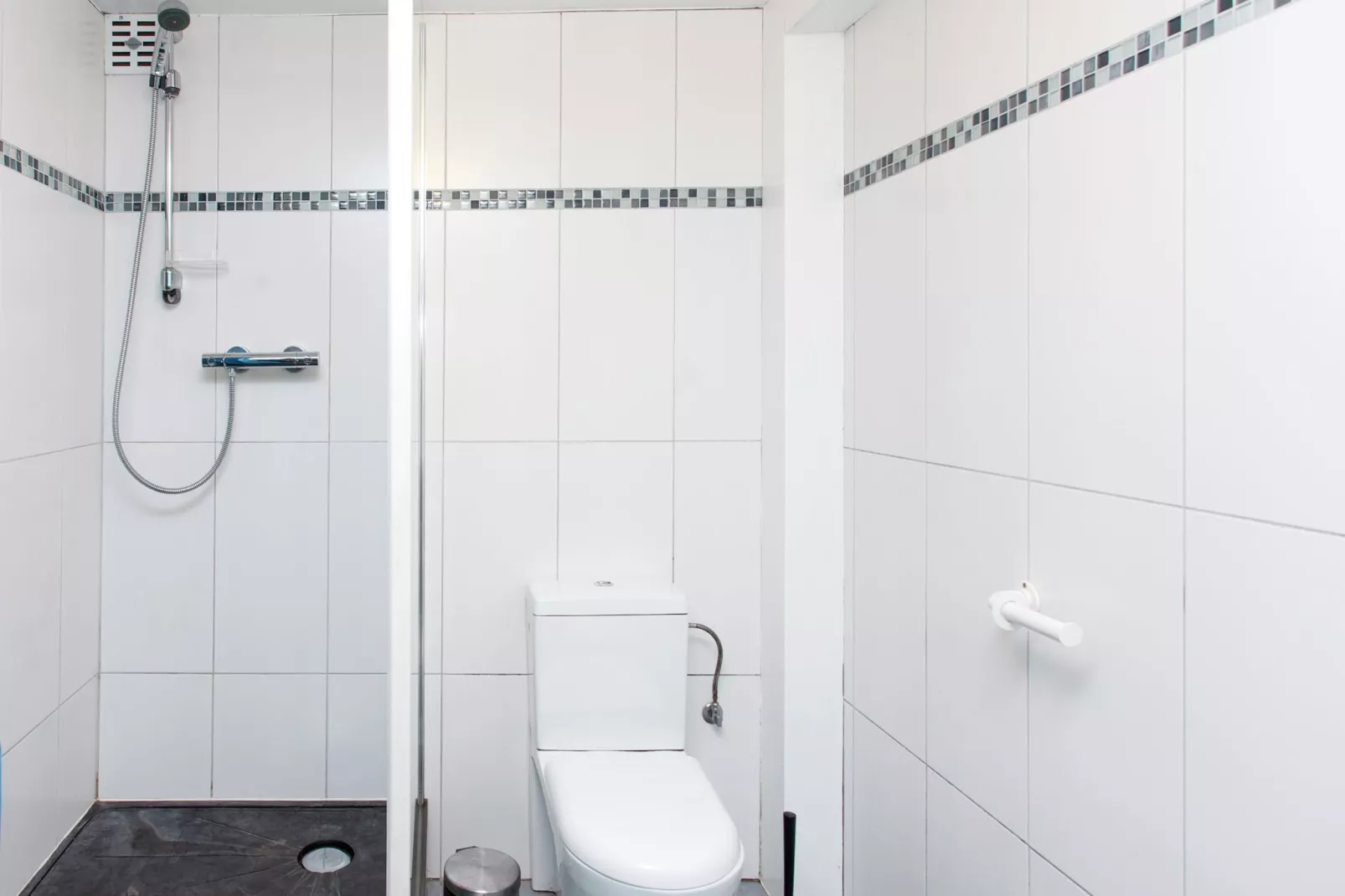 La Fosse Coin Tranquille-Bathroom