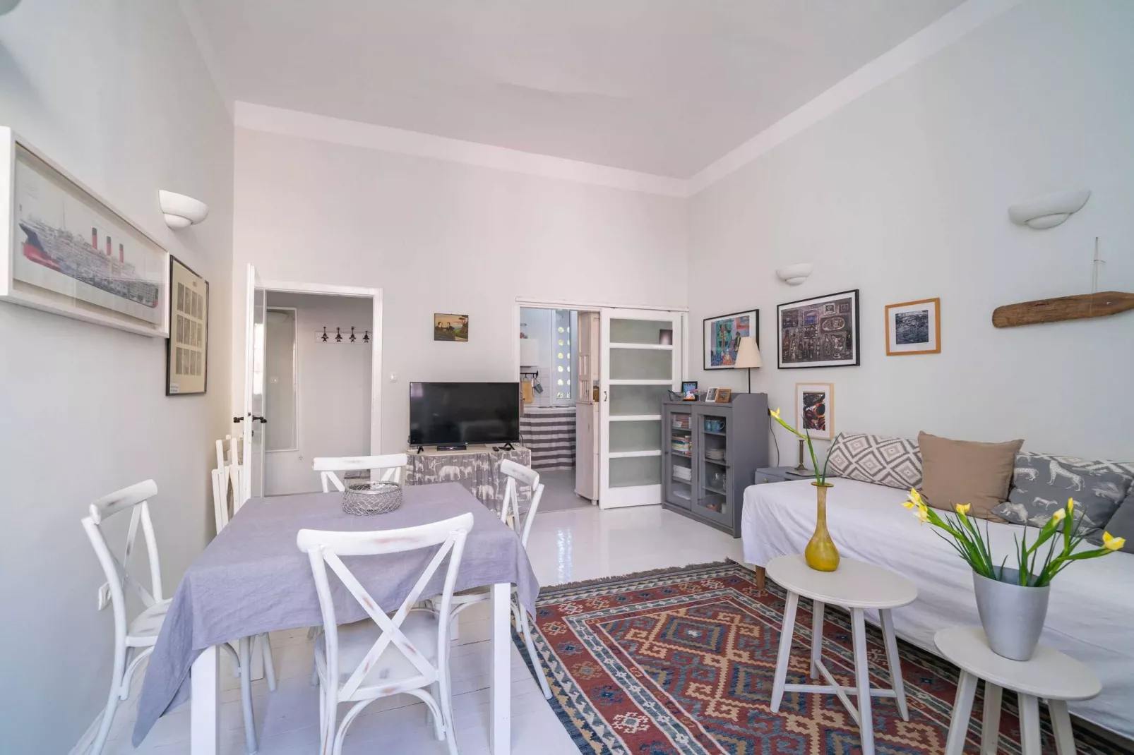 Apartment Ranieri - One Bedroom Apartment with City View-Living room
