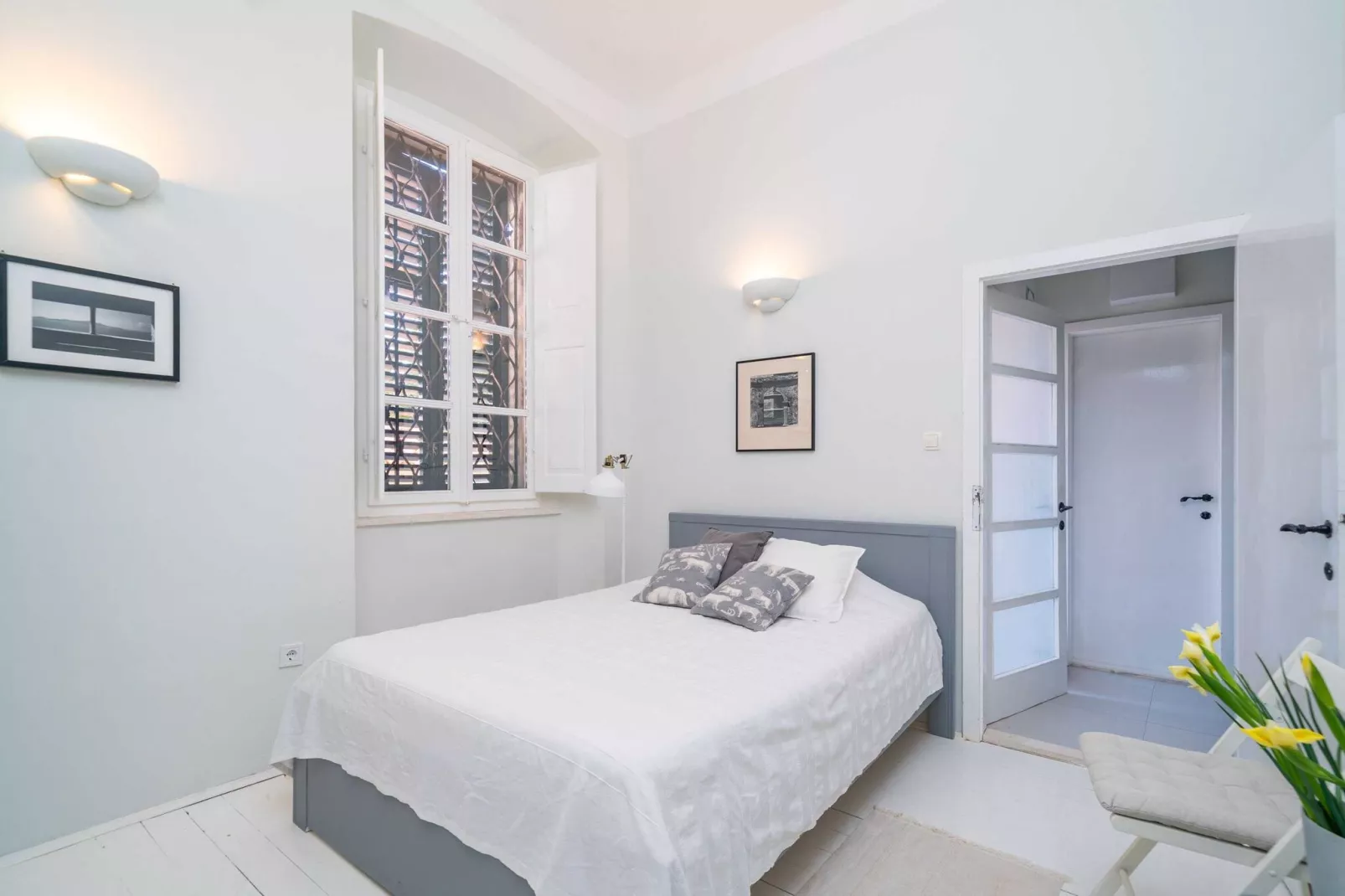 Apartment Ranieri - One Bedroom Apartment with City View-Bedroom