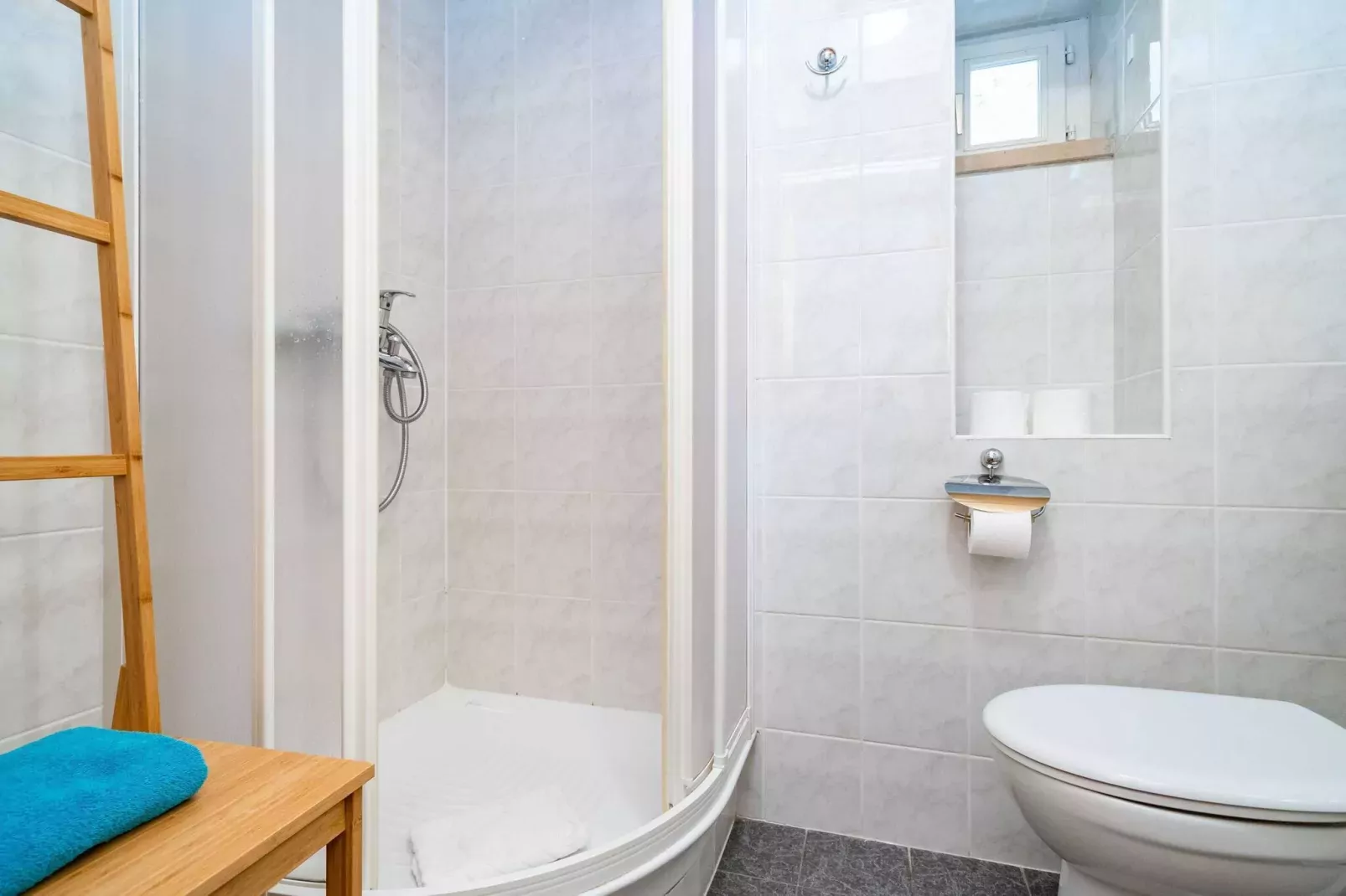 Apartments Foteza - Duplex Two Bedroom Apartment (Second\/ Third Floor)-Bathroom