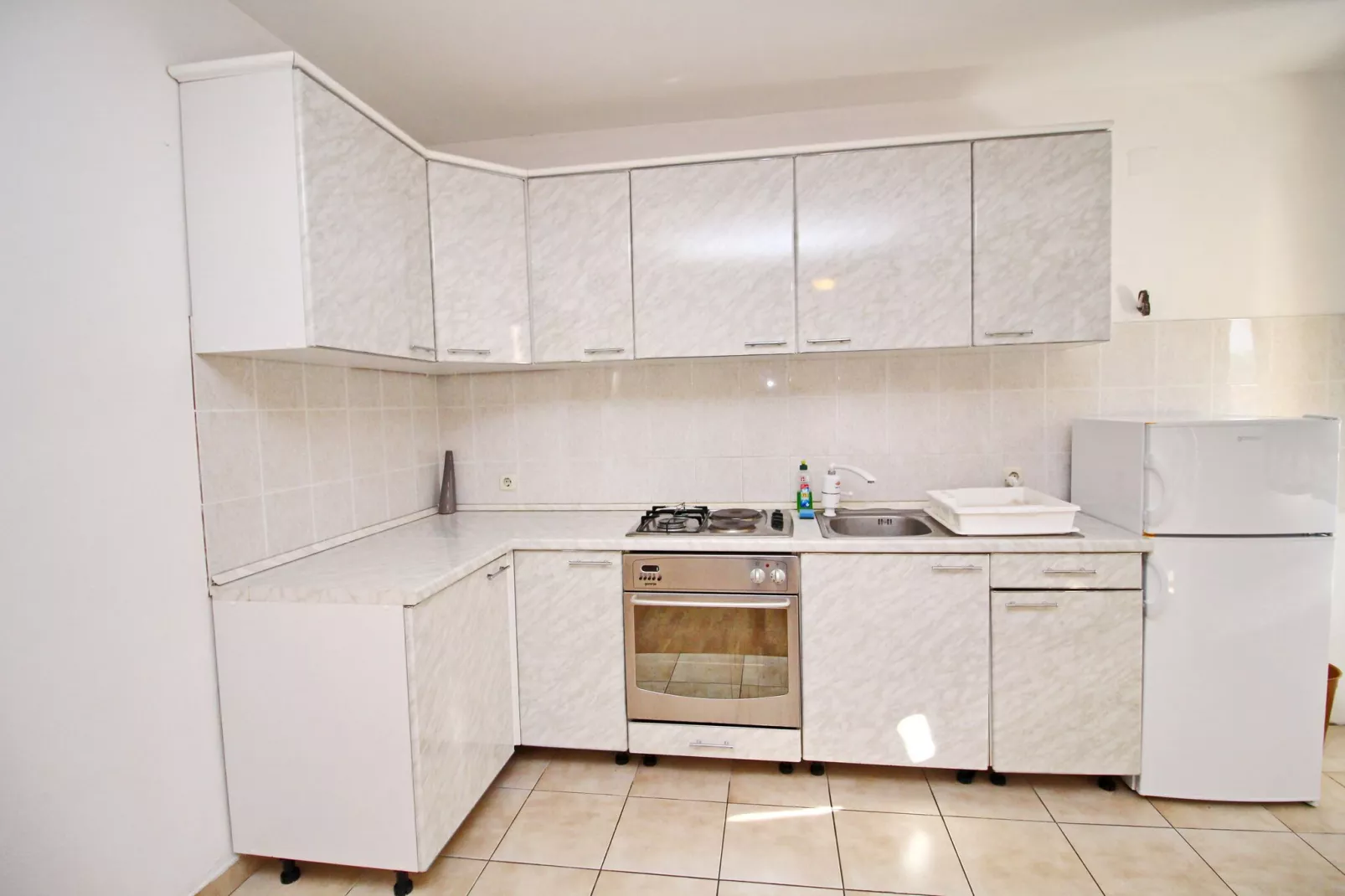 Apartments Marković Orebić - One Bedroom Apartment with Terrace and Garden View (A2)-Kitchen