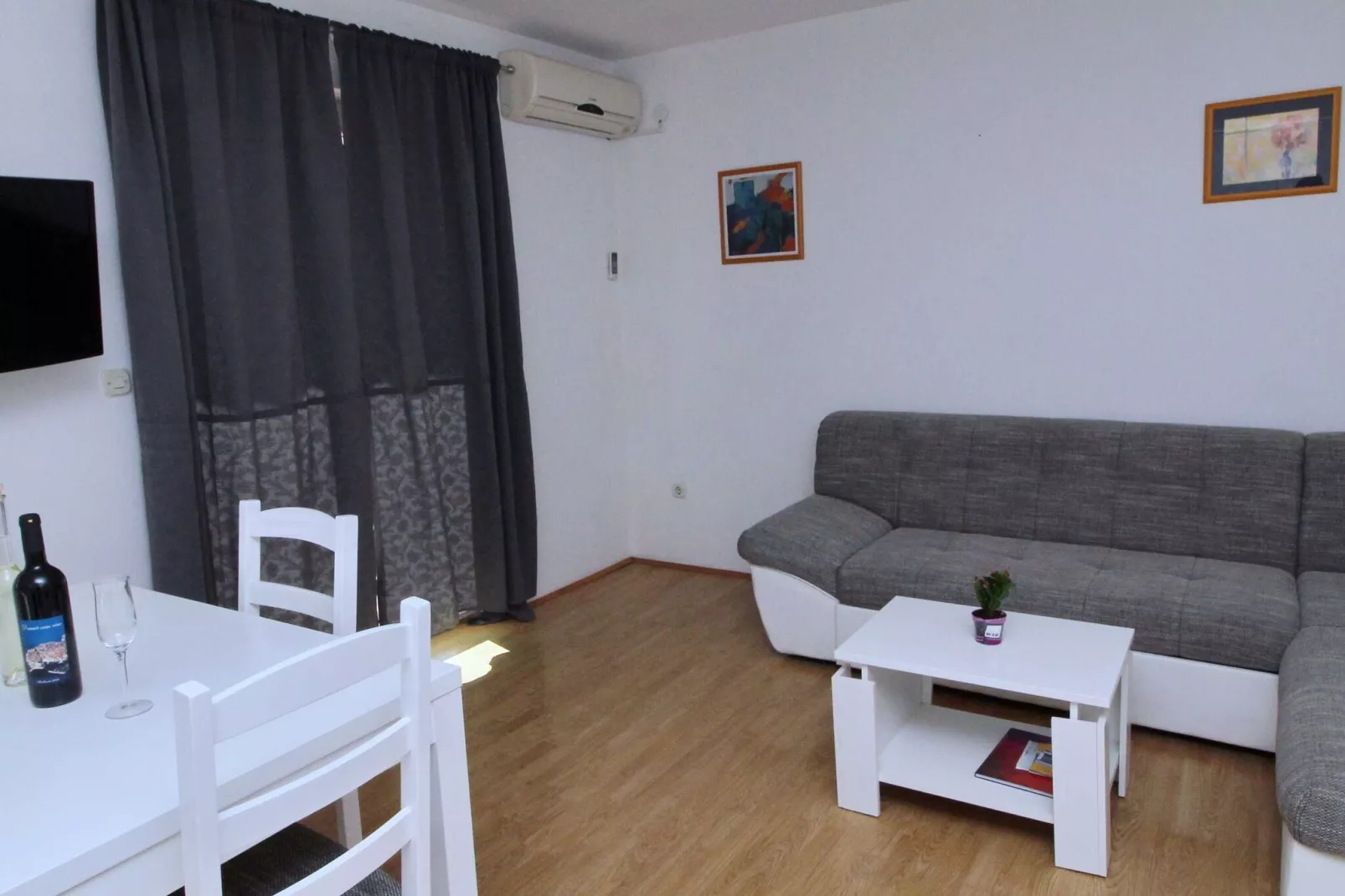 Apartments Marković Orebić - One Bedroom Apartment with Terrace and Garden View (A2)-Indoor