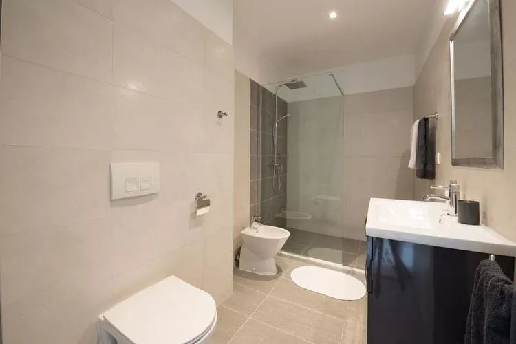 Apartments Horizon - One-Bedroom Apartment with Balcony and Sea View-Badezimmer