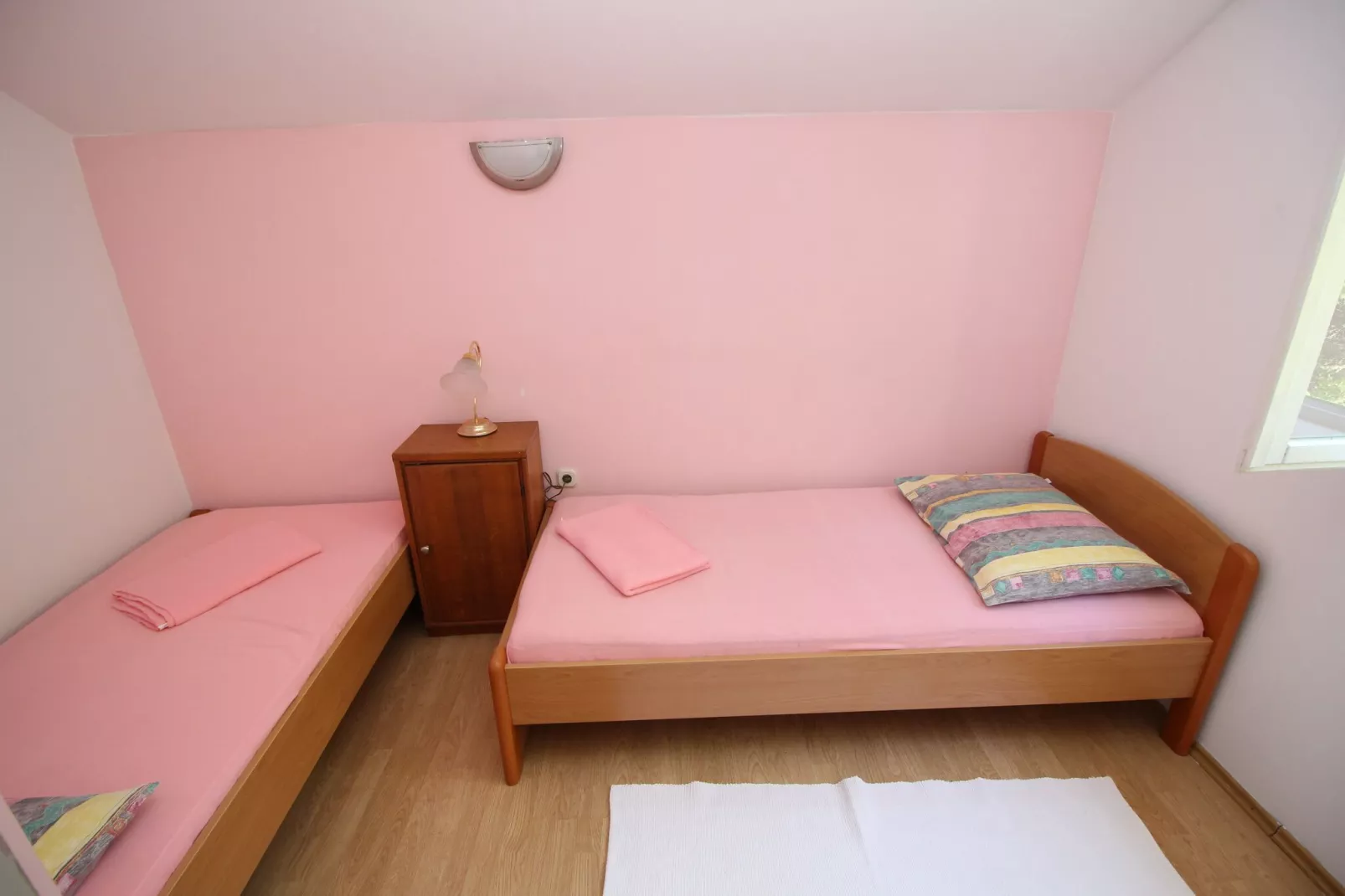 Holiday Home Gea - Three Bedroom Holiday Home with Terrace and Partial Sea View-Bedroom