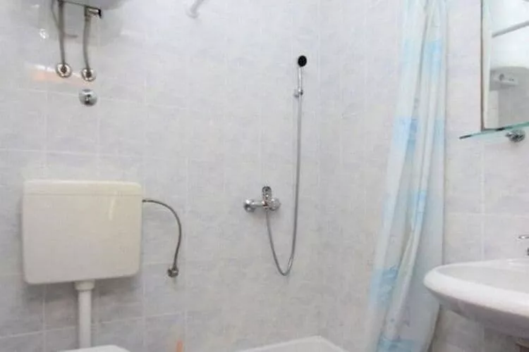 Villa Ro - Ela - Studio Apartment with Balcony and Sea View  - A2-Bathroom
