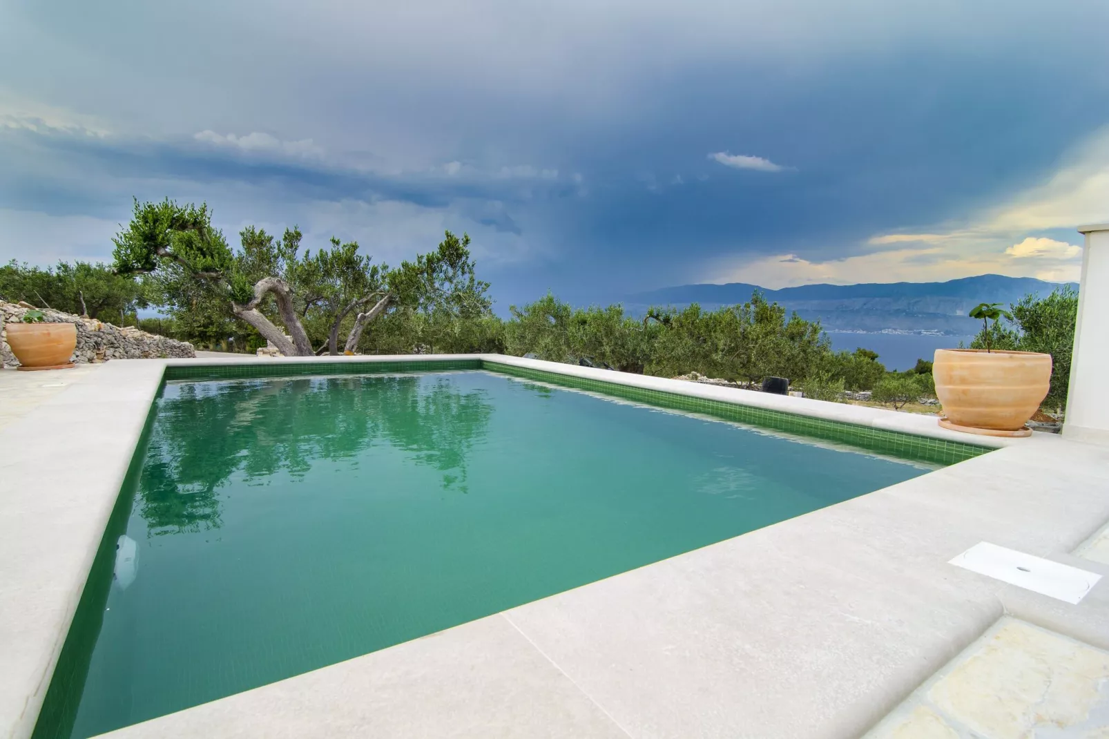 Holiday Home Bliss - Holiday Home with Outdoor Pool and Sea View (ST)-Pool