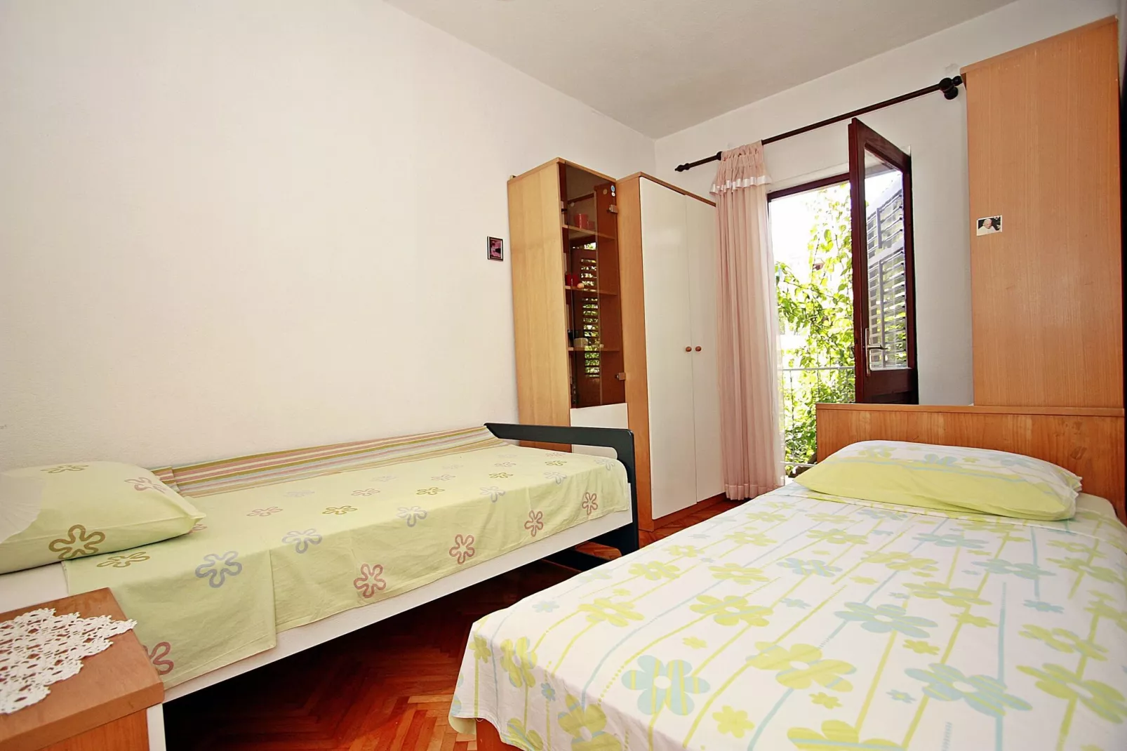 Apartments Martić - Four Bedroom Apartment with Terrace and Sea View - (ST)-Bedroom