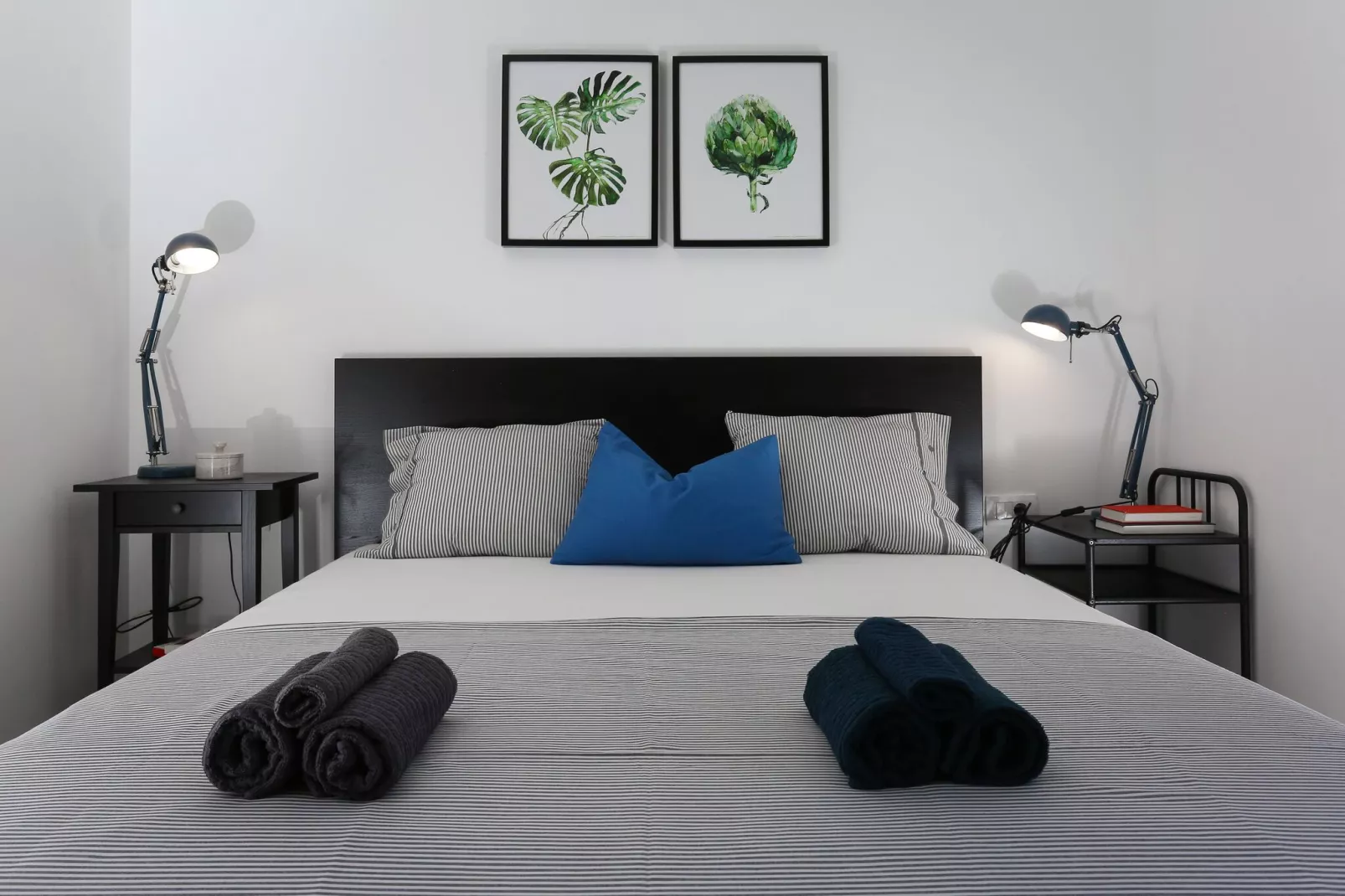 Apartments Martić - Three Bedroom Apartment with Balconies and Sea View - (ST)-Bedroom