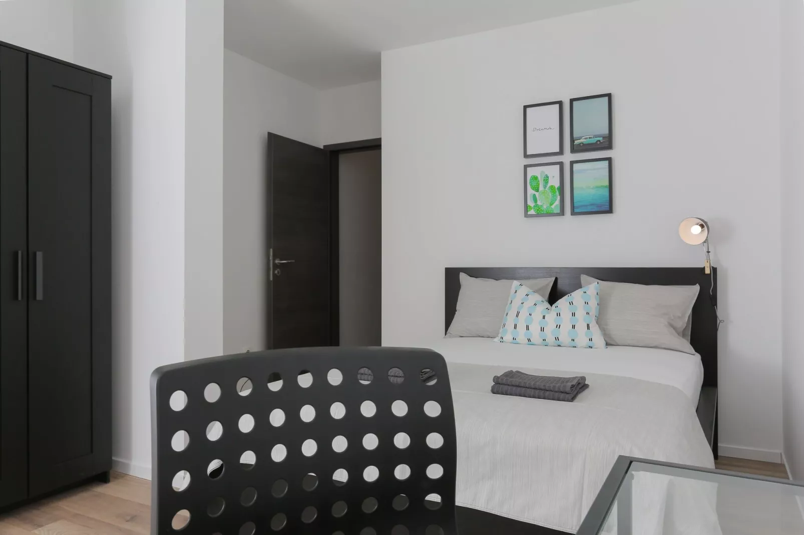 Apartments Martić - Three Bedroom Apartment with Balconies and Sea View - (ST)-Bedroom