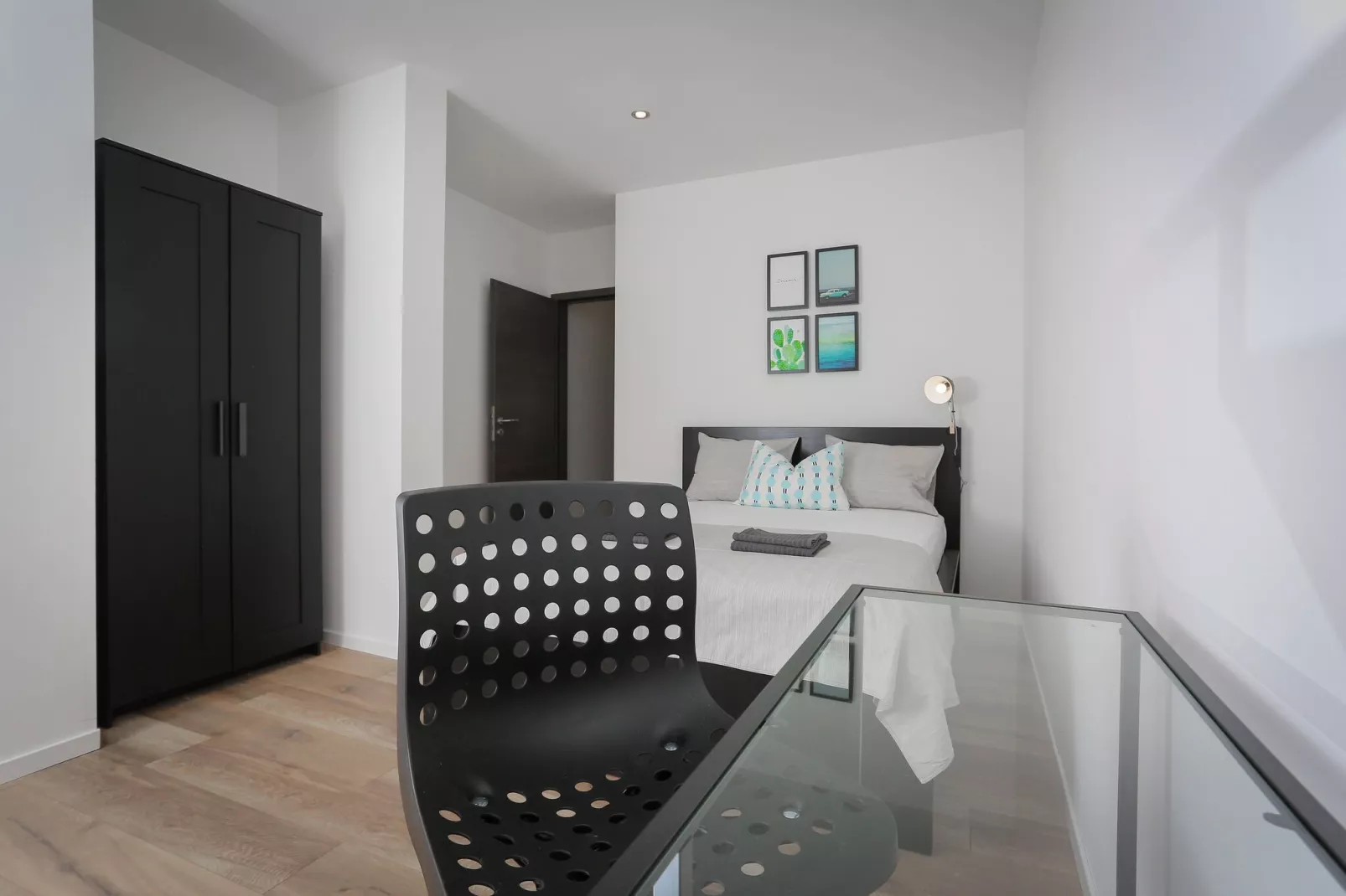 Apartments Martić - Three Bedroom Apartment with Balconies and Sea View - (ST)-Bedroom