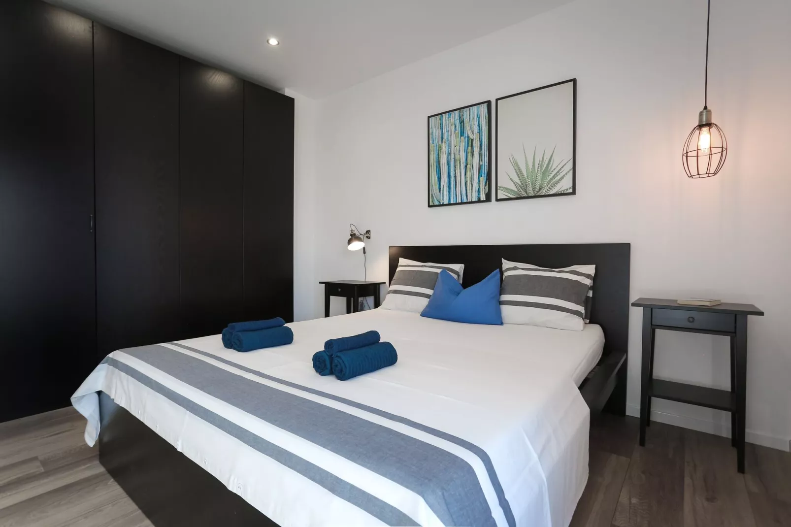 Apartments Martić - Three Bedroom Apartment with Balconies and Sea View - (ST)-Bedroom