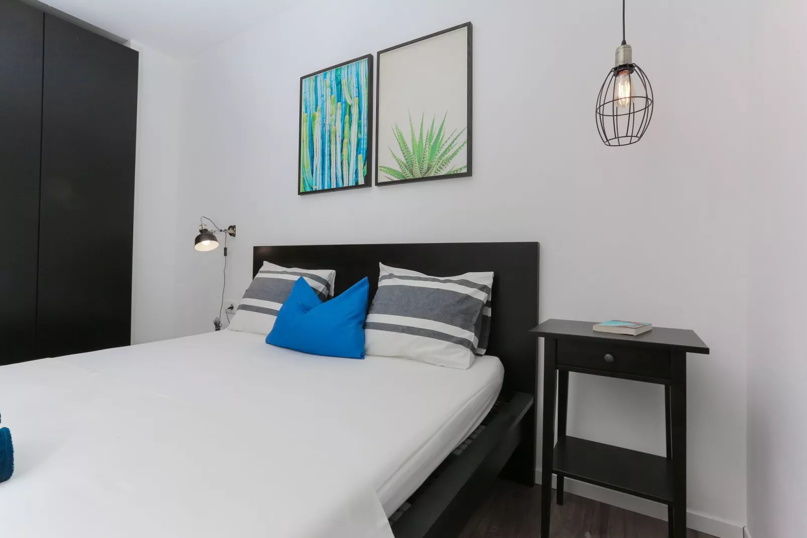 Apartments Martić - Three Bedroom Apartment with Balconies and Sea View - (ST)-Bedroom