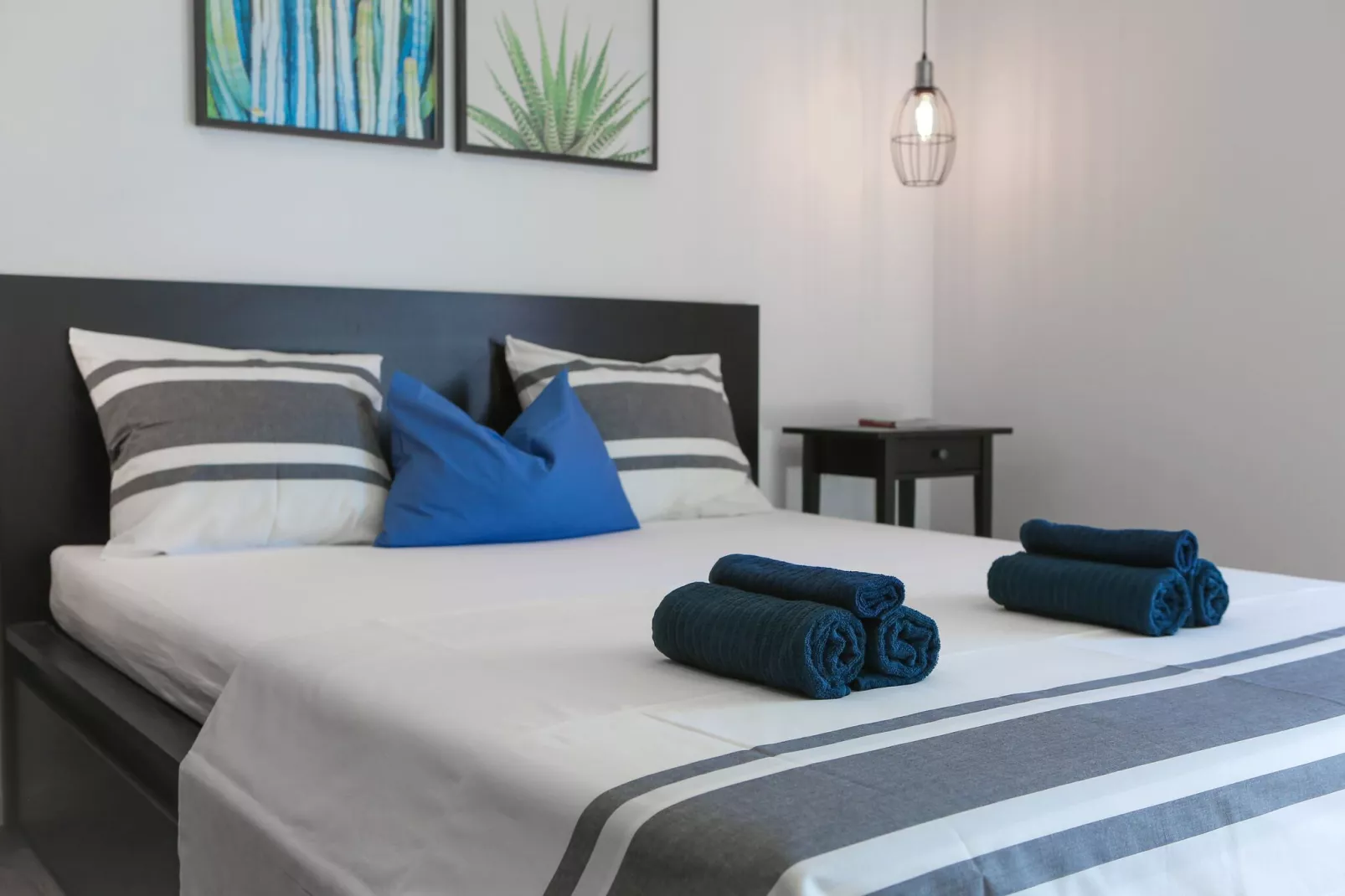 Apartments Martić - Three Bedroom Apartment with Balconies and Sea View - (ST)-Bedroom