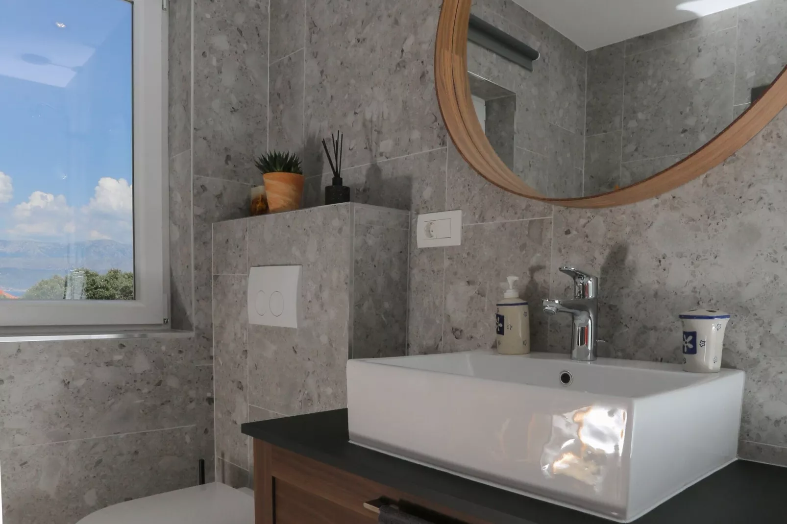 Apartments Martić - Three Bedroom Apartment with Balconies and Sea View - (ST)-Bathroom