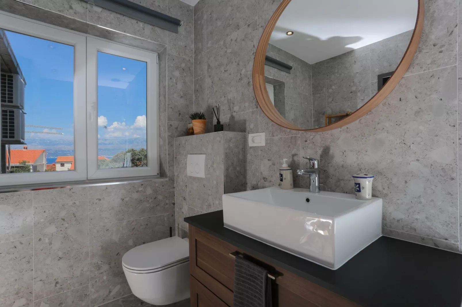 Apartments Martić - Three Bedroom Apartment with Balconies and Sea View - (ST)-Bathroom