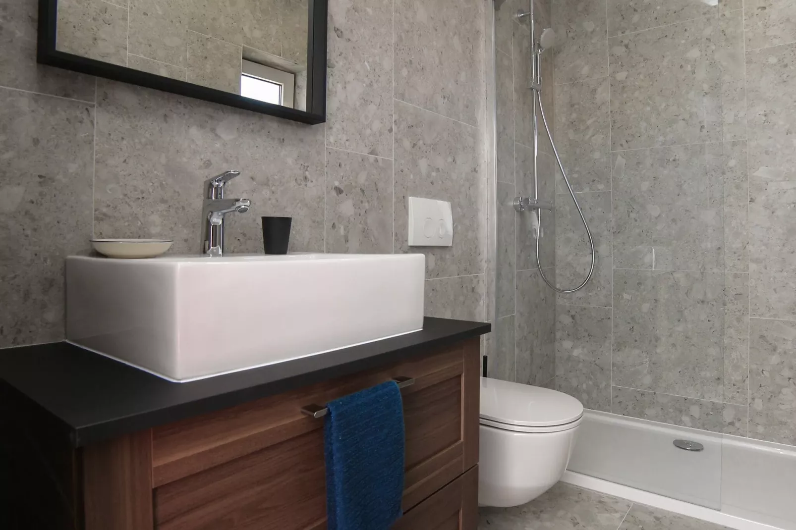 Apartments Martić - Three Bedroom Apartment with Balconies and Sea View - (ST)-Bathroom