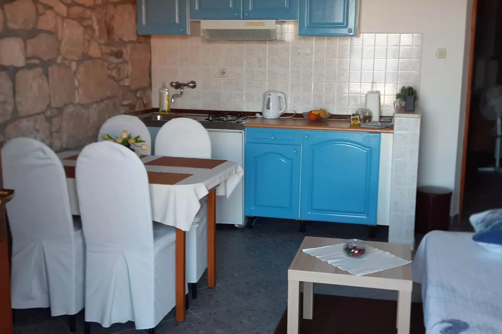 Apartments Cumbelic - One Bedroom Apartment with Balcony and Sea View A1-Cuisine