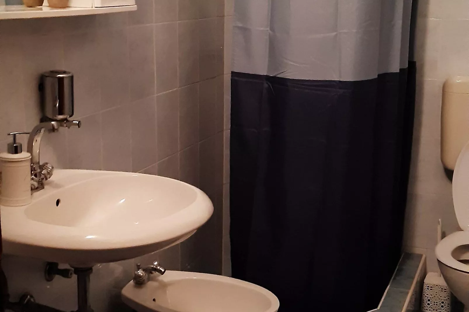 Apartments Cumbelic - One Bedroom Apartment with Balcony and Sea View A2-Bathroom