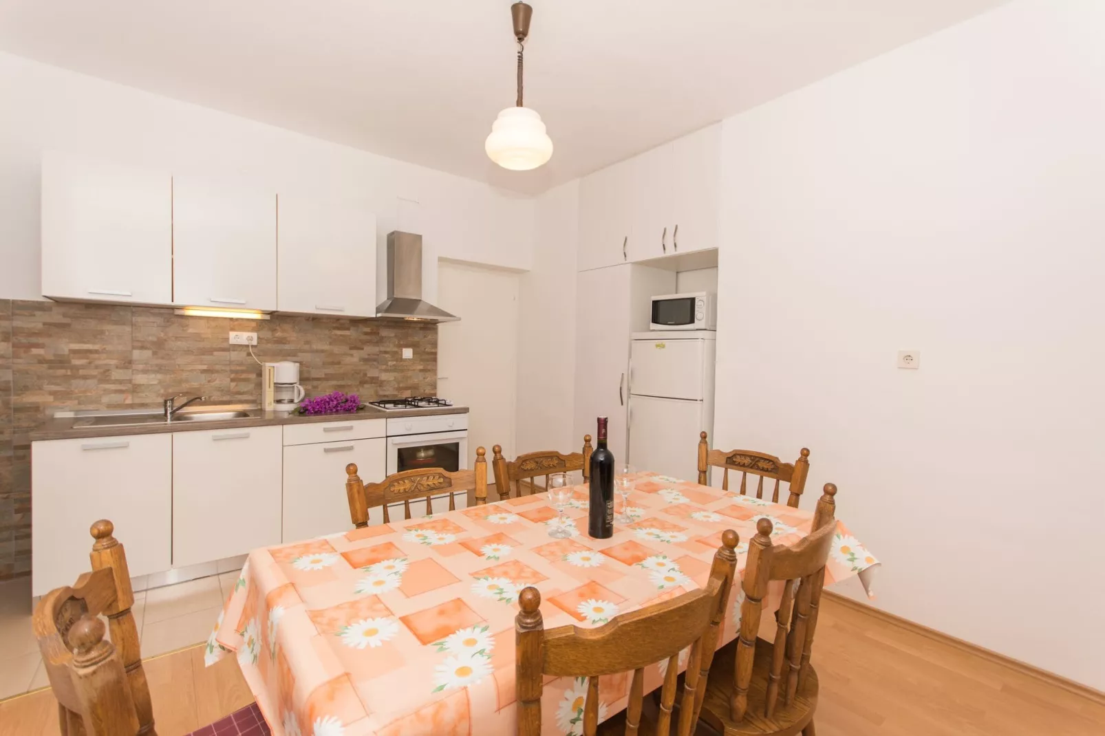 Apartments Mastelić - Three Bedroom Apartment with Terrace and Sea View-Kitchen