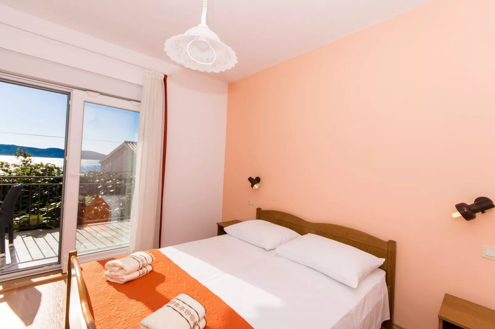 Apartments Mastelić - Three Bedroom Apartment with Terrace and Sea View-Bedroom