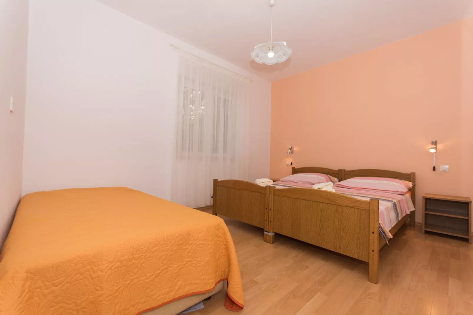 Apartments Mastelić - Three Bedroom Apartment with Terrace and Sea View-Bedroom