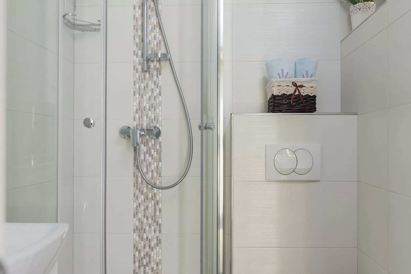 Rooms Tupina by Paulina - Standard Double Room with Balcony and Sea View (Room 3)-Bathroom