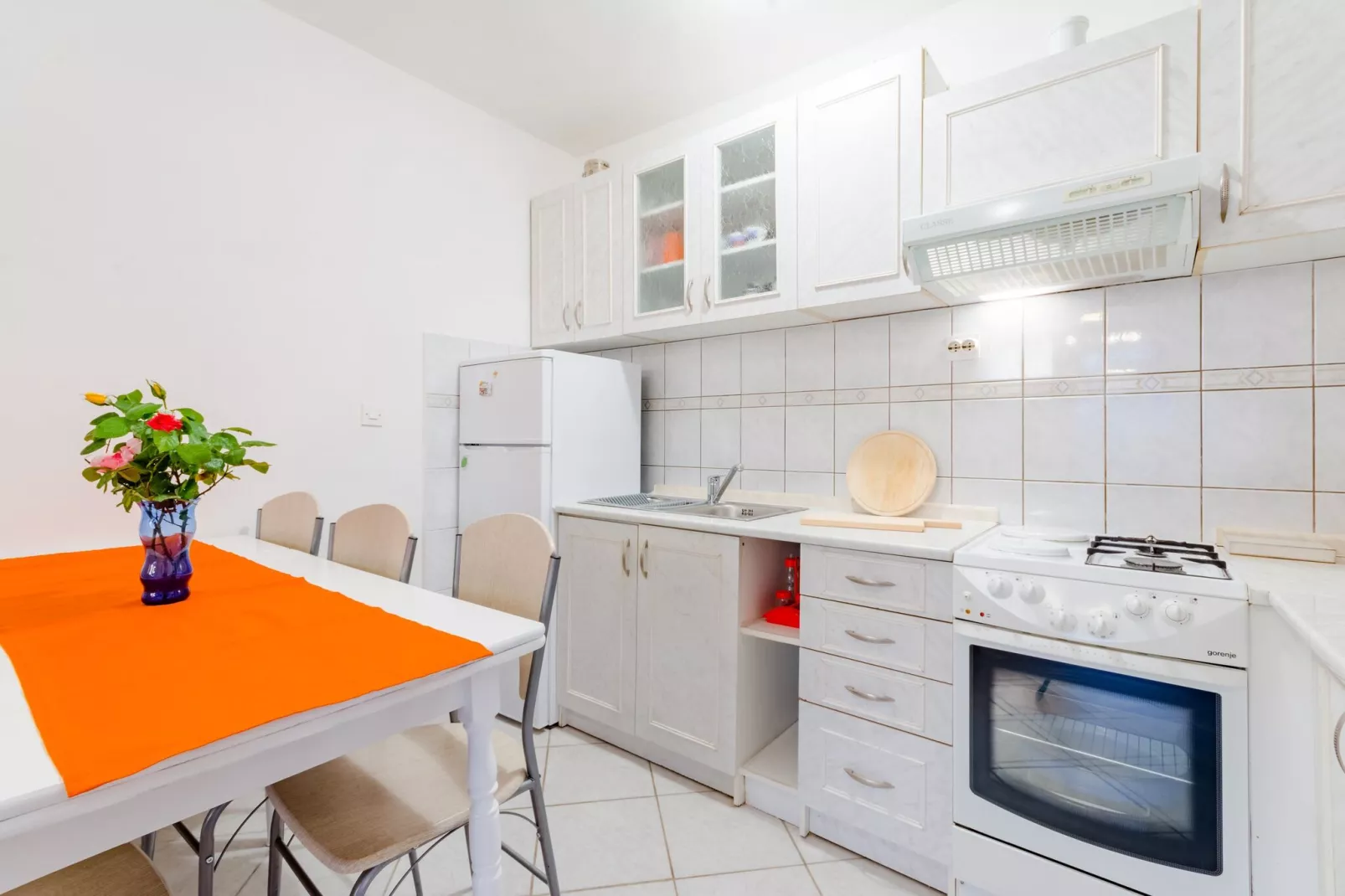 Apartment Sea Star - Three-Bedroom Apartment with Pool and Sea View-Küche