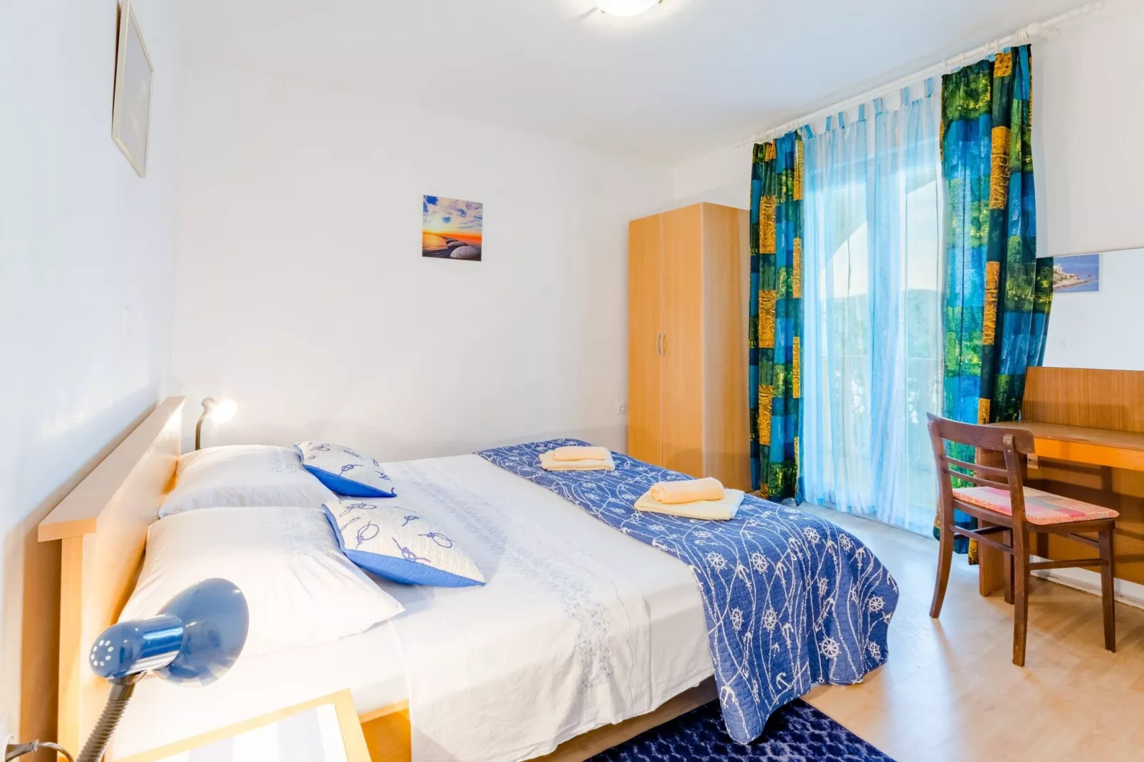 Apartment Sea Star - Three-Bedroom Apartment with Pool and Sea View-Schlafzimmer