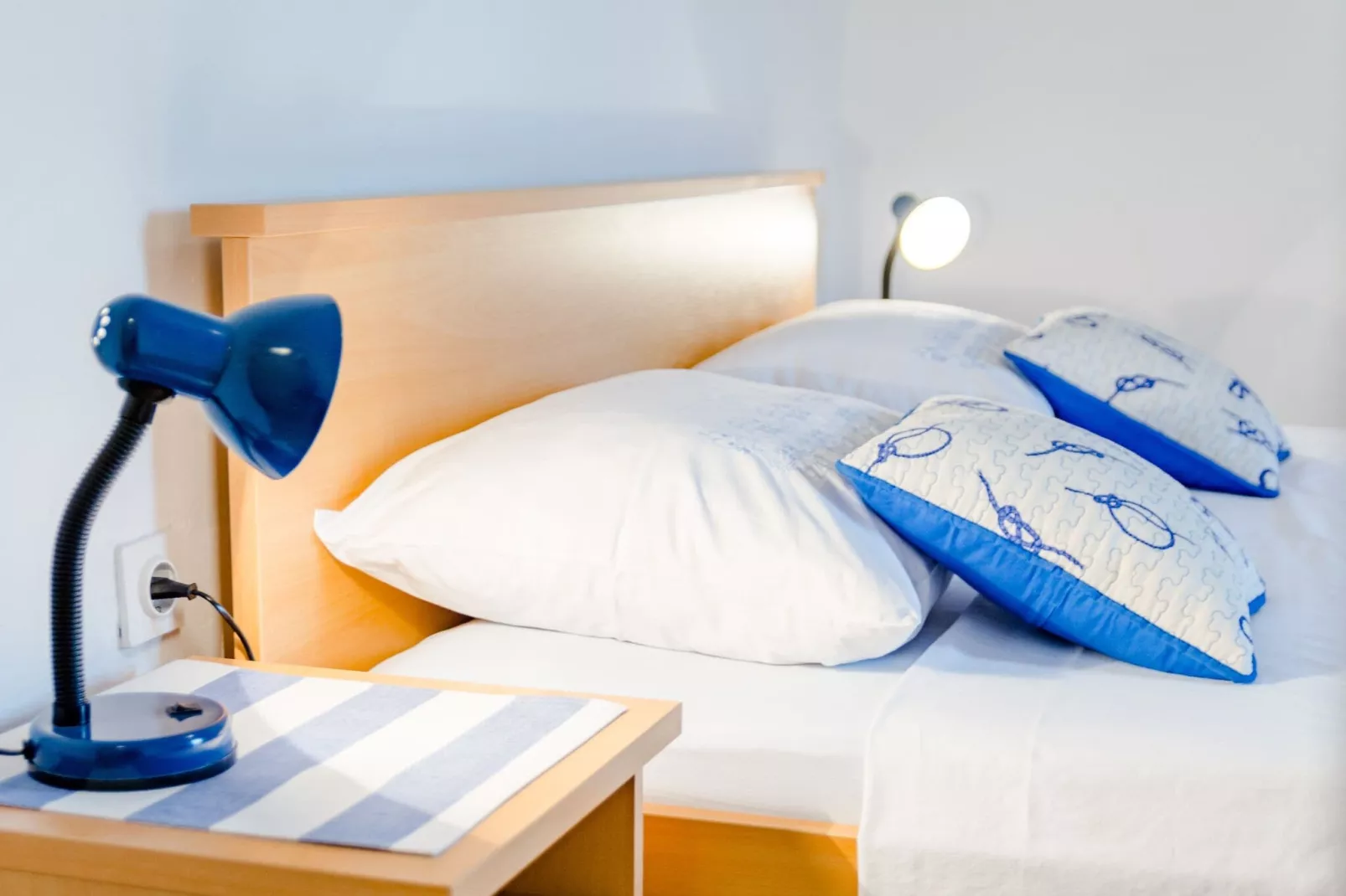 Apartment Sea Star - Three-Bedroom Apartment with Pool and Sea View-Schlafzimmer