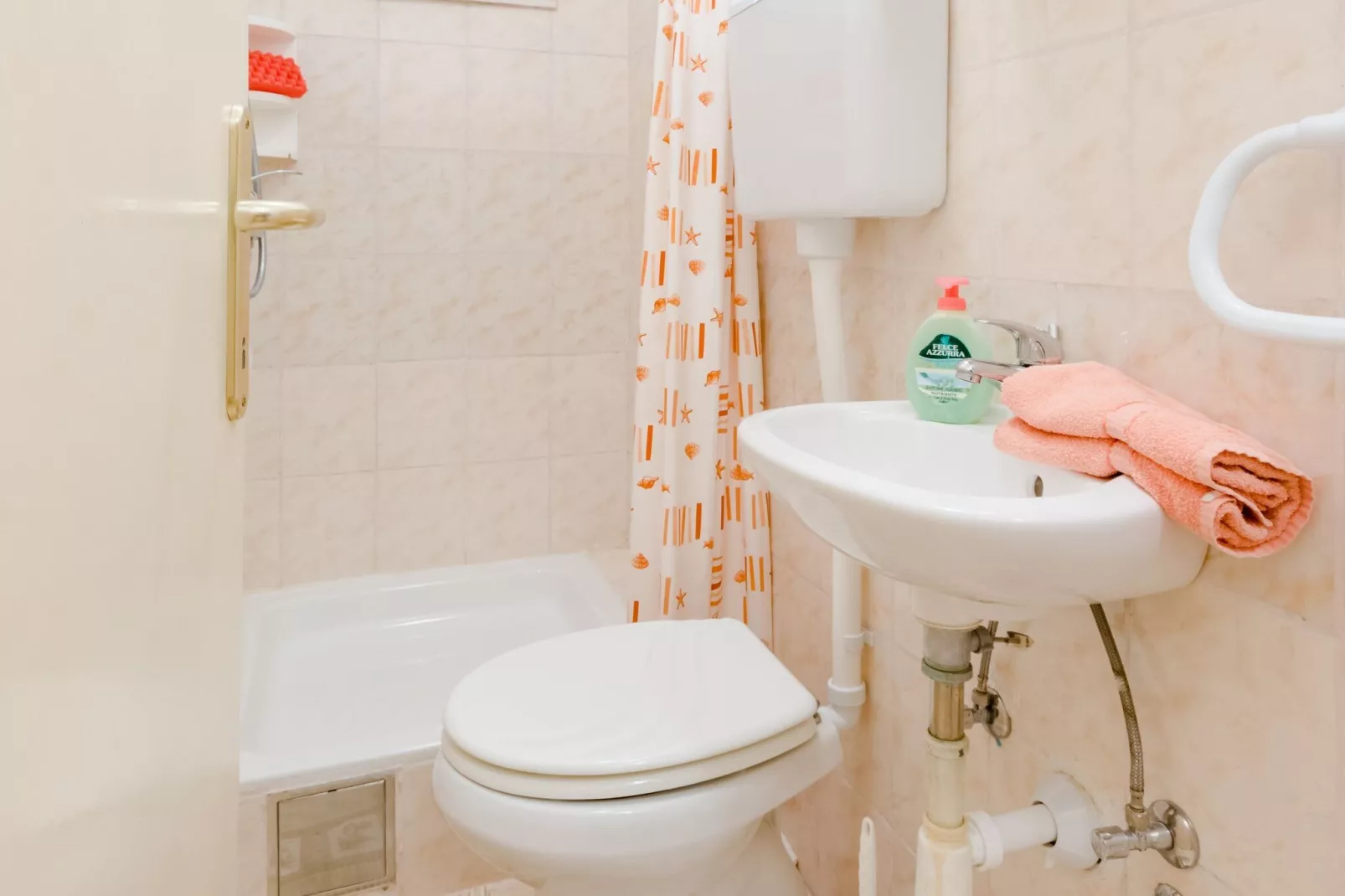 Apartment Sea Star - Three-Bedroom Apartment with Pool and Sea View-Badezimmer