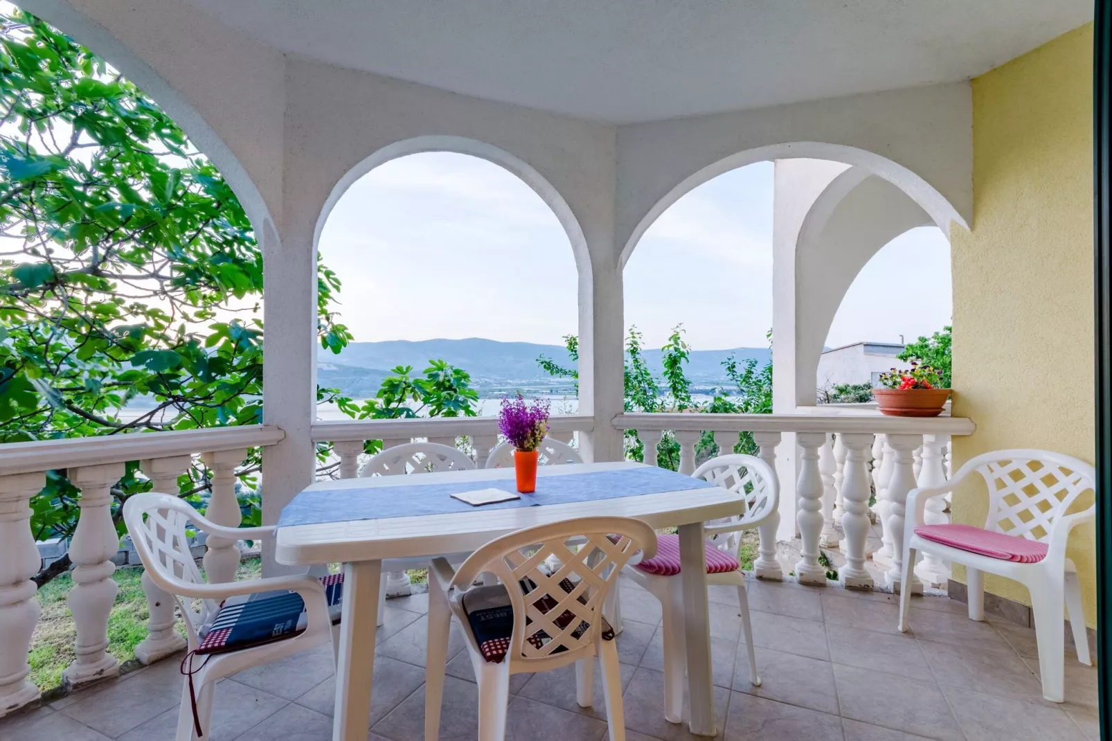 Apartment Sea Star - Three-Bedroom Apartment with Pool and Sea View-Terrasse