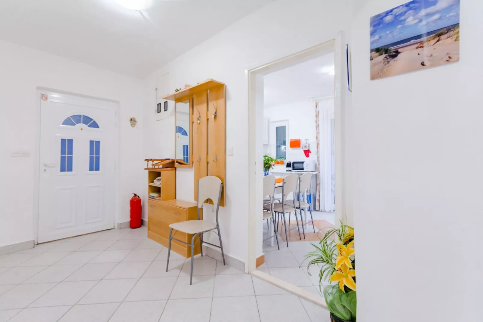 Apartment Sea Star - Three-Bedroom Apartment with Pool and Sea View-Innen